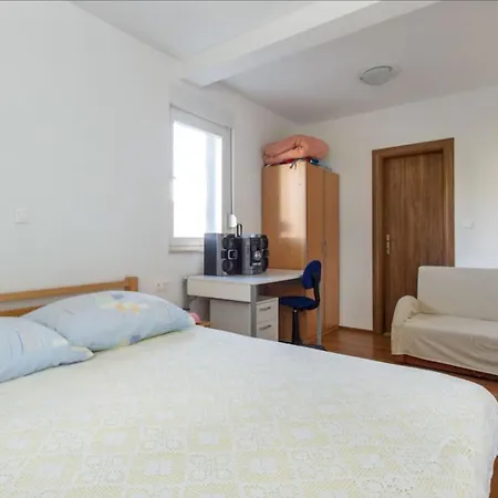 Casa Llena سيغيت فغانييتْسا