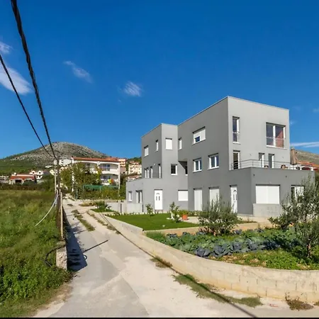 Casa Llena * سيغيت فغانييتْسا